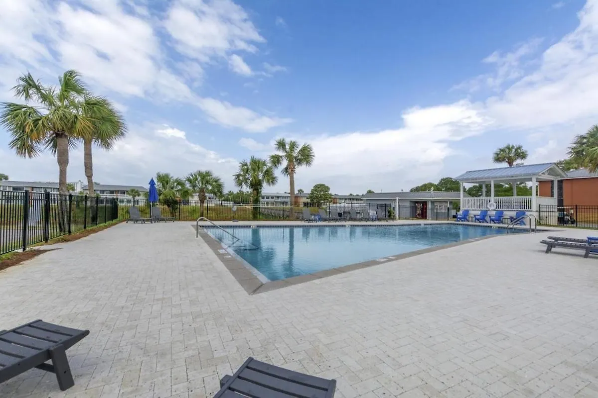 Kings Cove Central Destin 3 Community Pools 0*,